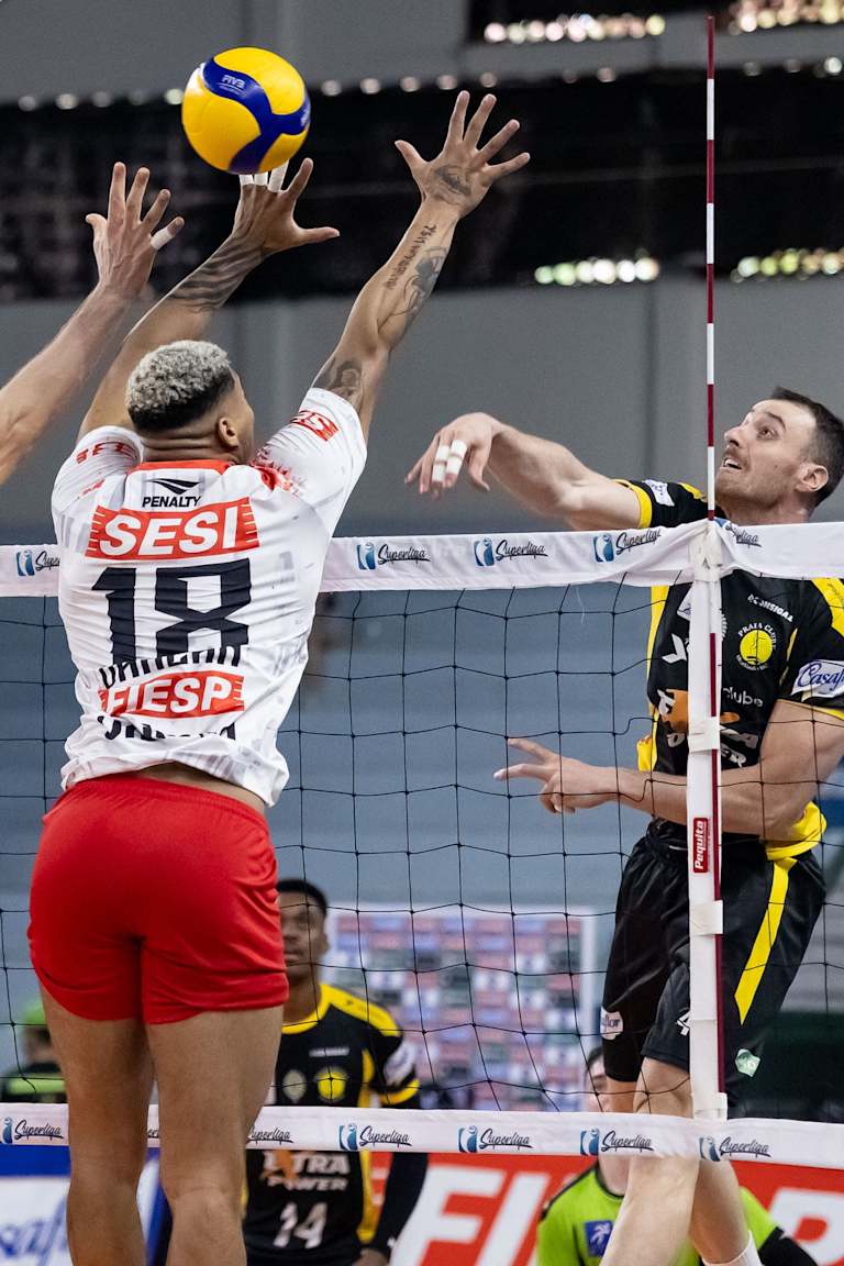 Medalhistas sul-americanos, SESI e Praia duelam na Superliga