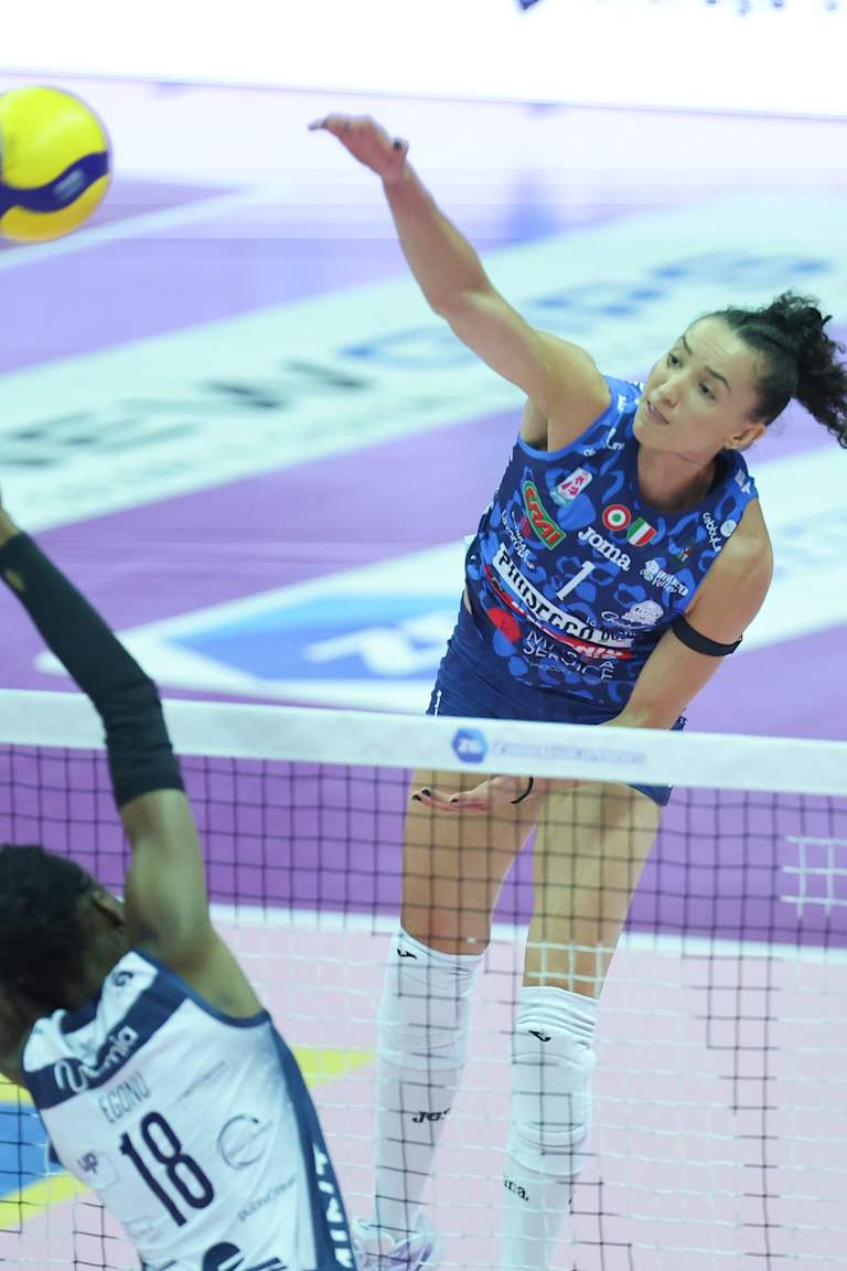 Conegliano de Gabi joga segunda partida das Finais no sábado