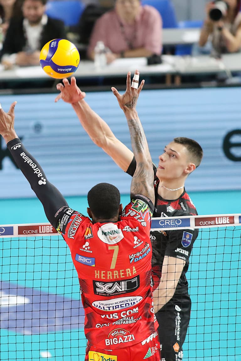 Superlega 2024/2025: calendario, programma, orari e dove vedere gara -5 di semifinale playoff di pallavolo maschile tra Perugia e Civitanova