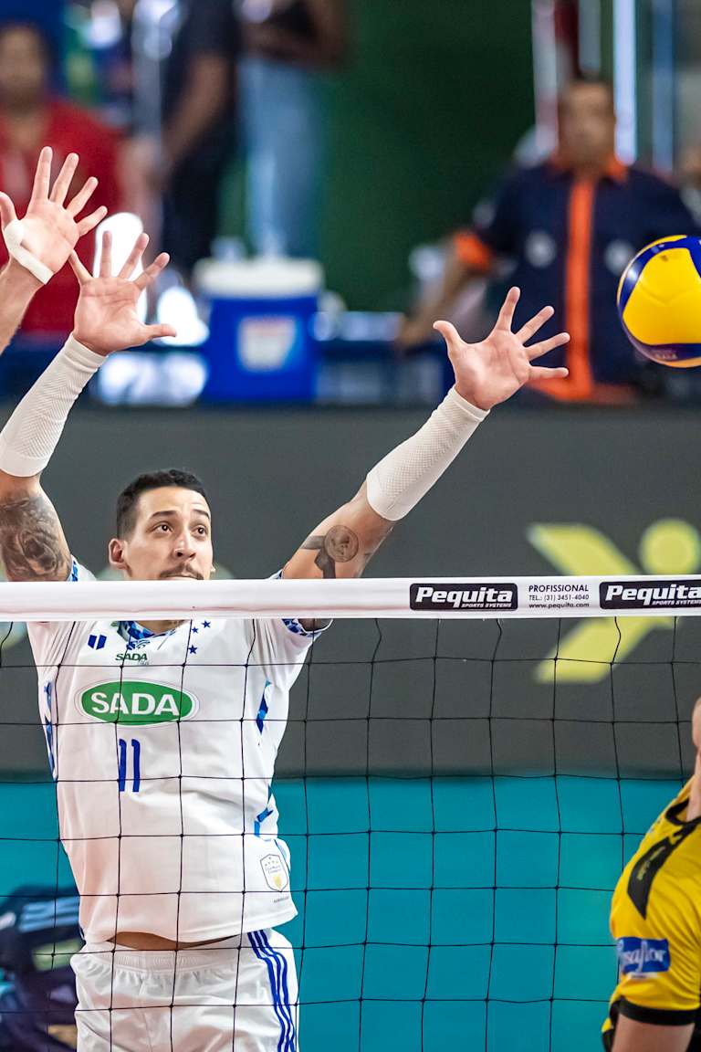 Cruzeiro e Campinas buscam vaga na decisão fora de casa