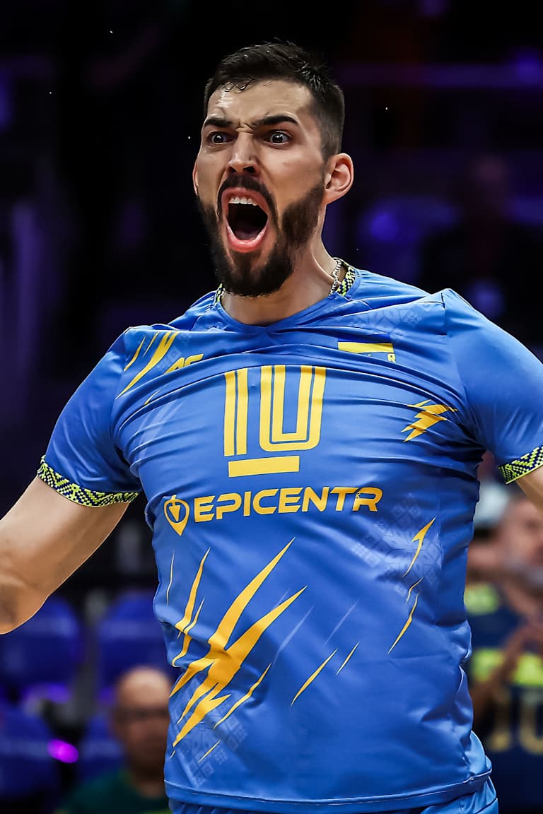 Ukraine make a splash and beat USA for first VNL victory