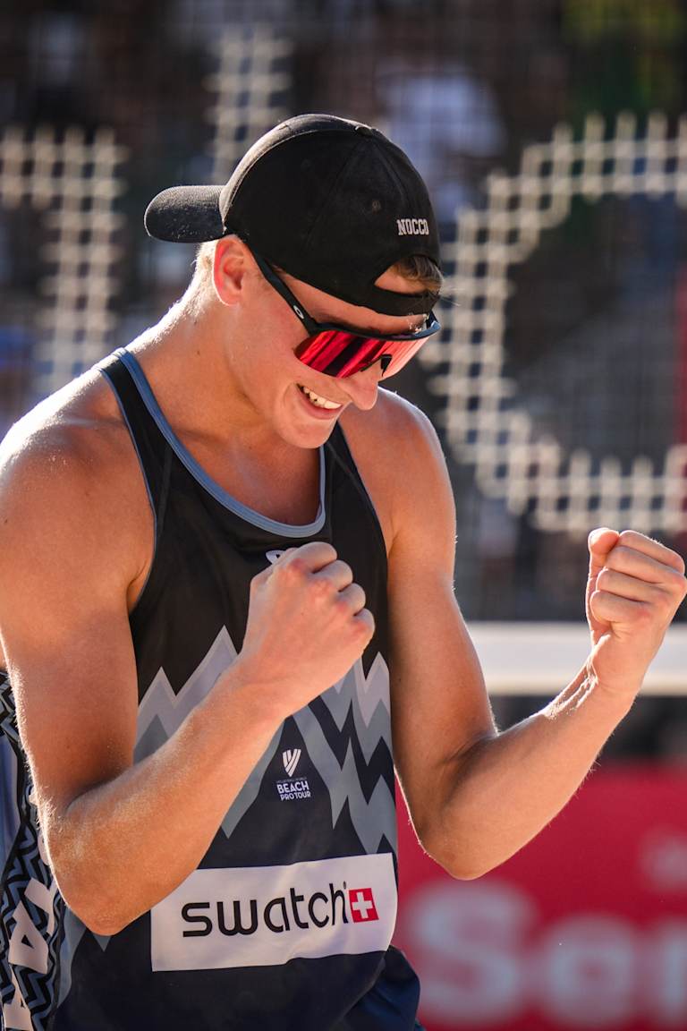 Holting Nilsson & Andersson, Anouk & Zoe debut in top 10 of World Ranking