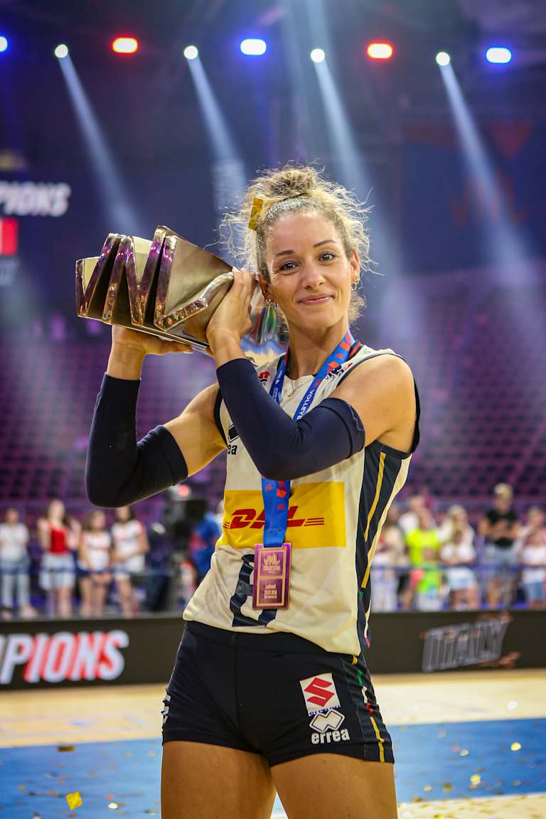 De Gennaro stars as the MVP in Italy’s third VNL victory