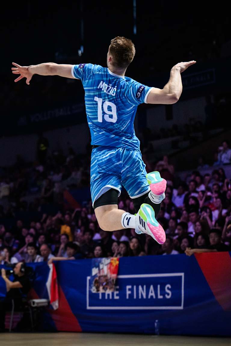 Slovenia dethrone VNL champions France