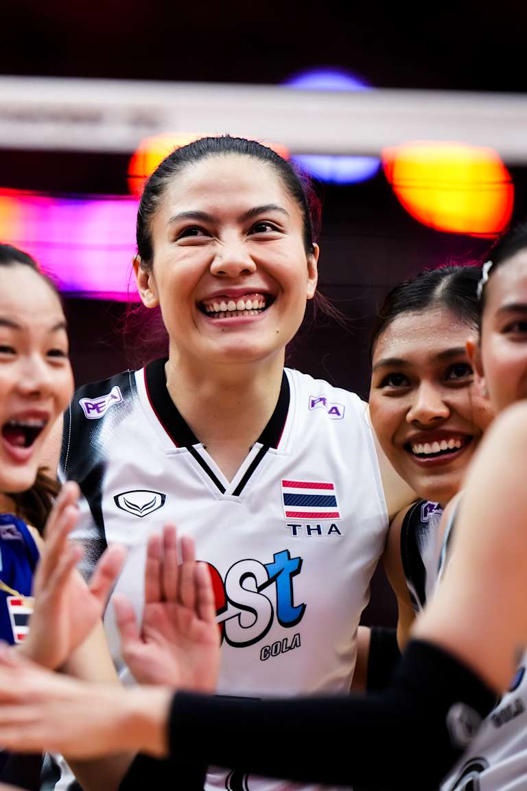 Strong blocking propels Thailand to opening-match success
