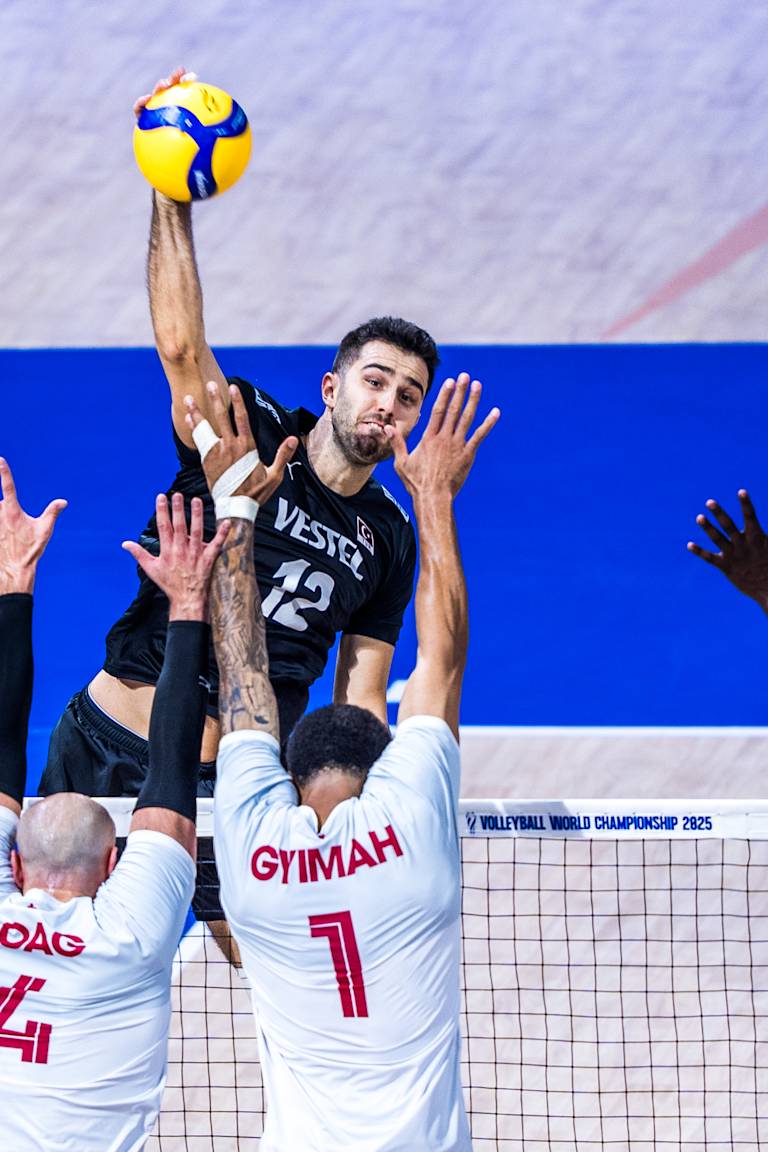 Unstoppable Turkiye sweep Canada to win pool at Men’s Volleyball World Championship