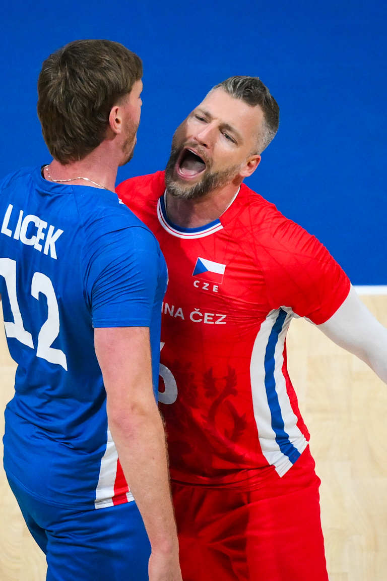 Czechia get the job done against China to advance and eliminate Brazil