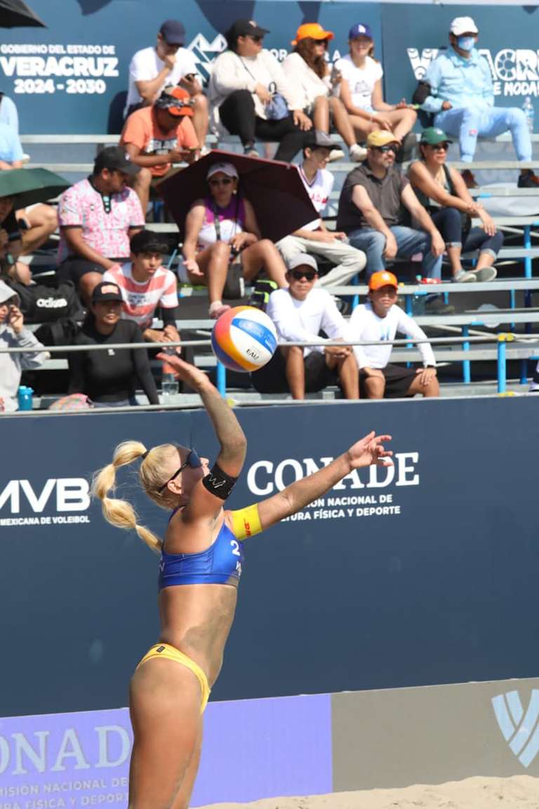 Qualifiers Stam & Schoon reach Veracruz final against top-seeded Quiggle & Loreen