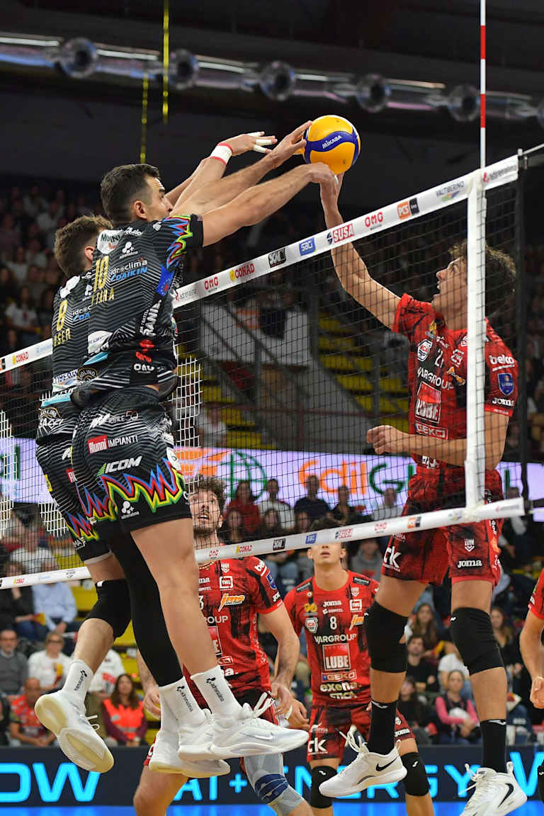 Sir and Lube do not disappoint, deliver thrilling five-set battle