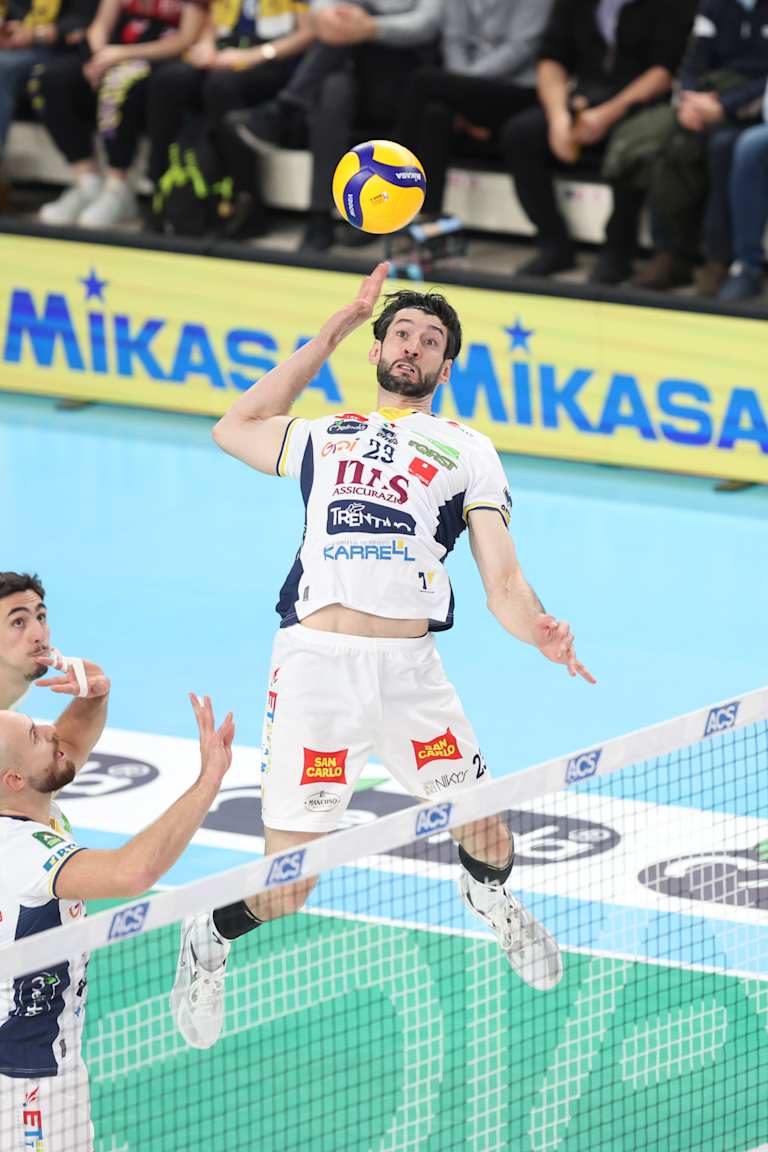 Trentino de Flávio encara o Perugia no clássico da rodada na Itália