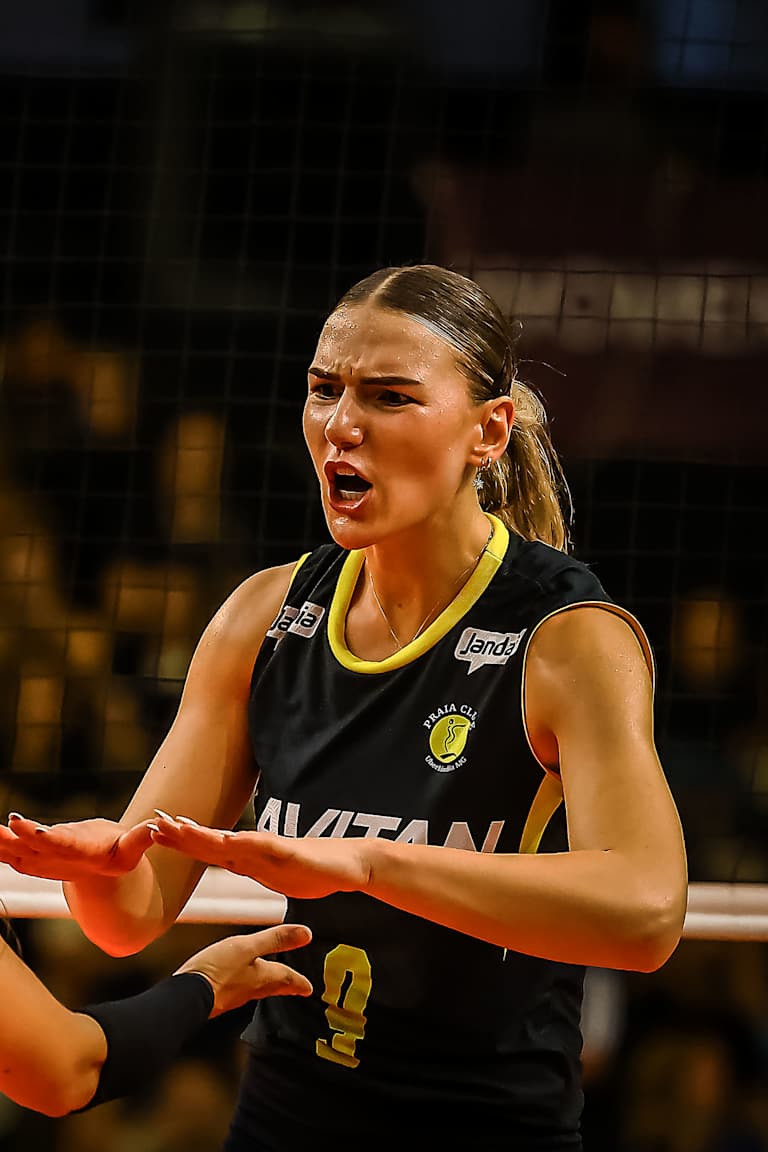 Praia e Osasco têm estreias tranquilas no Mundial