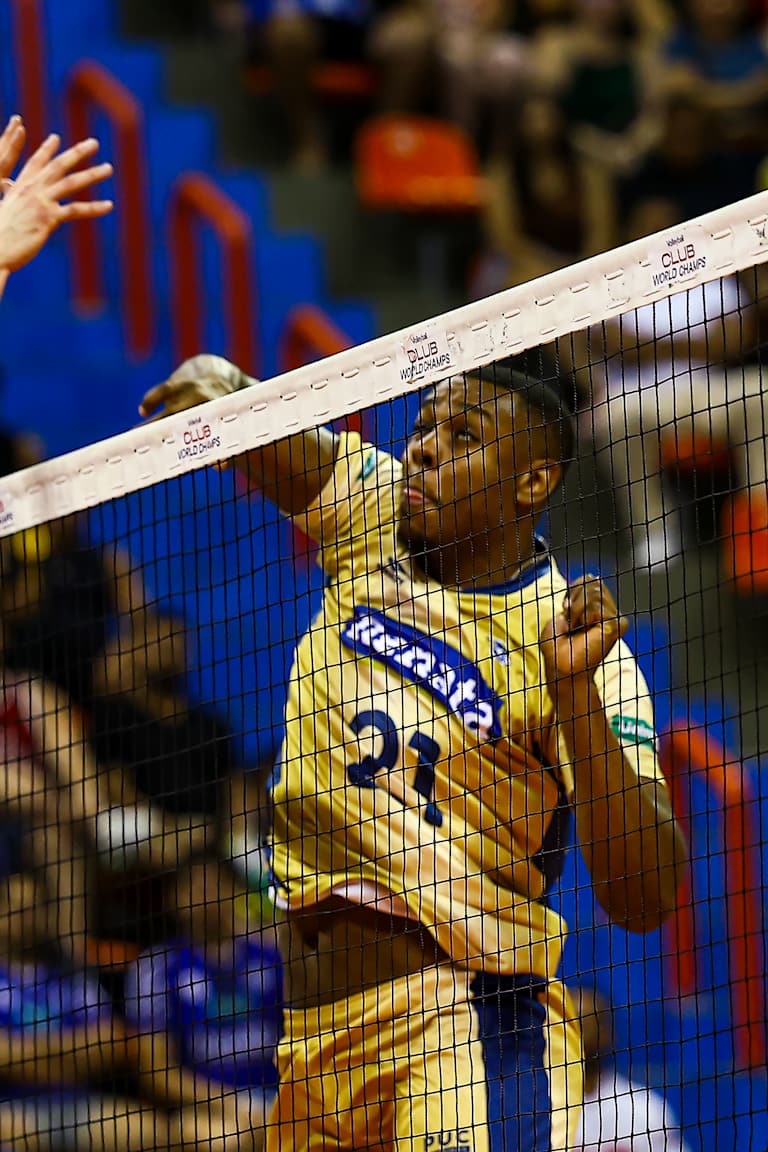 Campinas cai para o Perugia e disputará o bronze do Mundial