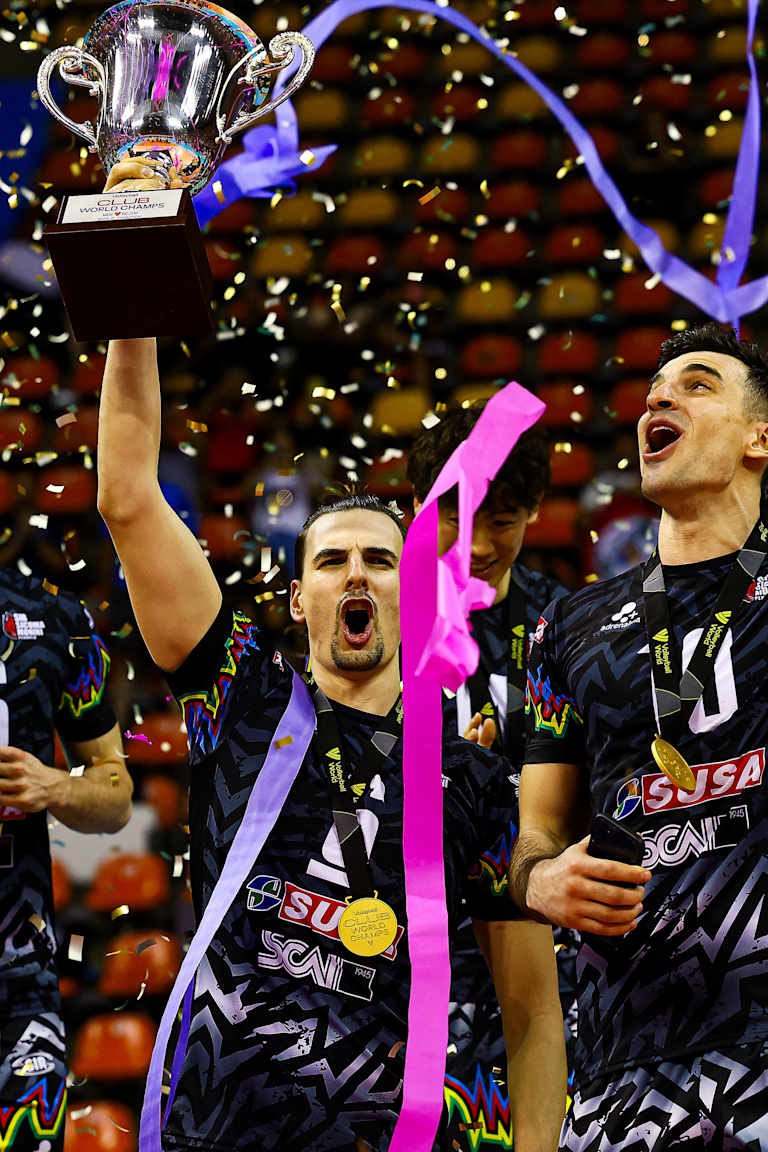 Perugia lift their third Club World Championship trophy in Belém