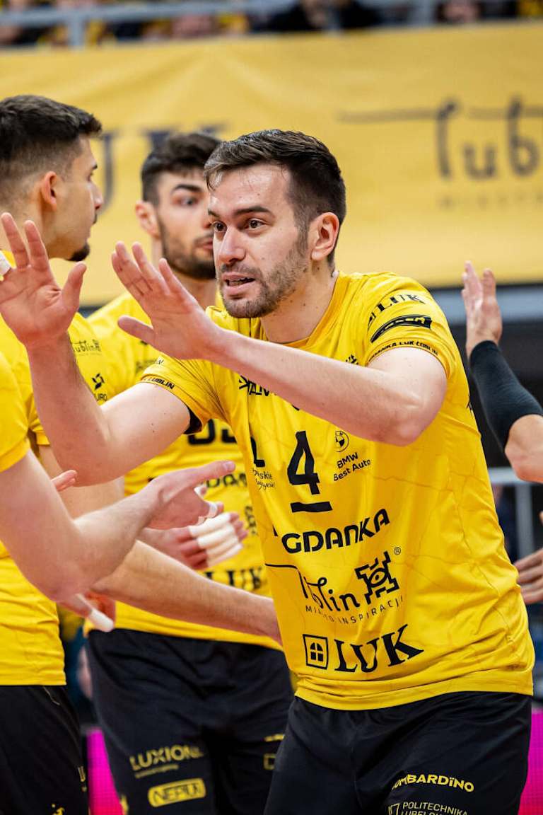 Lublin sweep short-handed Warsaw and return to the top