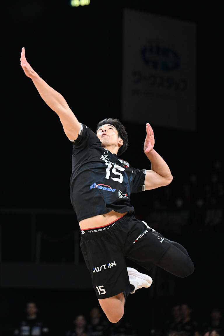 Wolfdogs to challenge Sunbirds this weekend in Japan