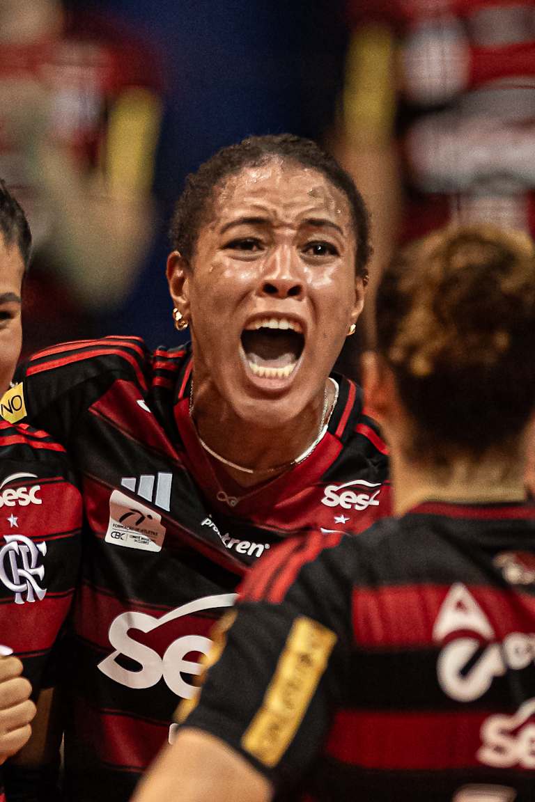 Flamengo vence clássico com o Osasco e abre cinco pontos na Superliga