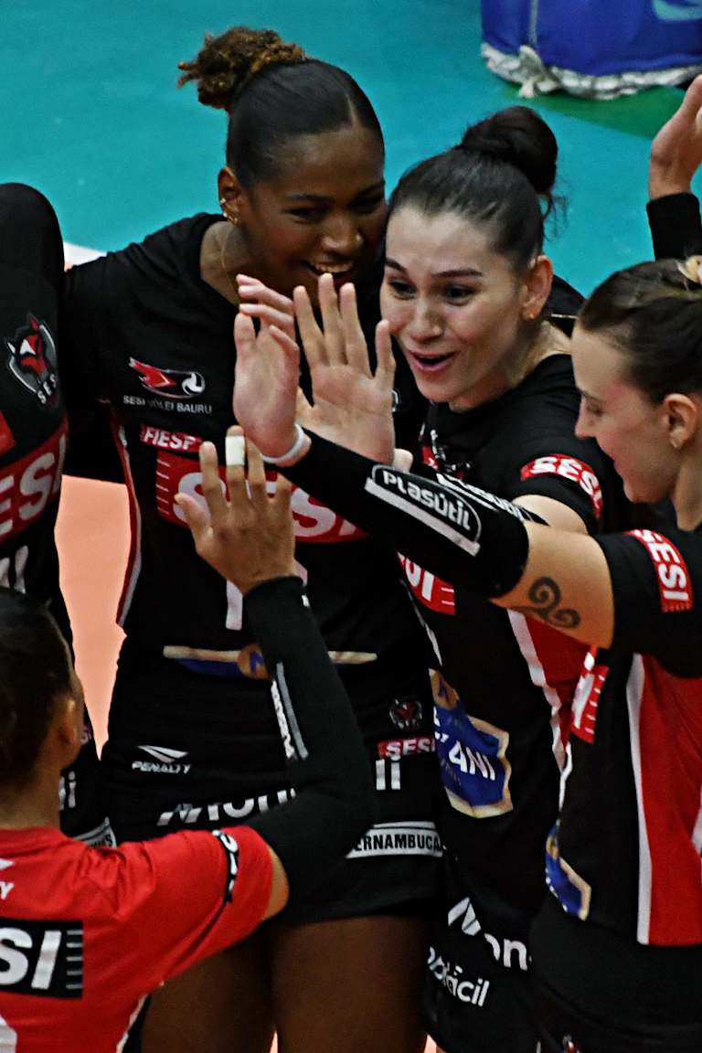 SESI and Osasco pass Praia in the Superliga