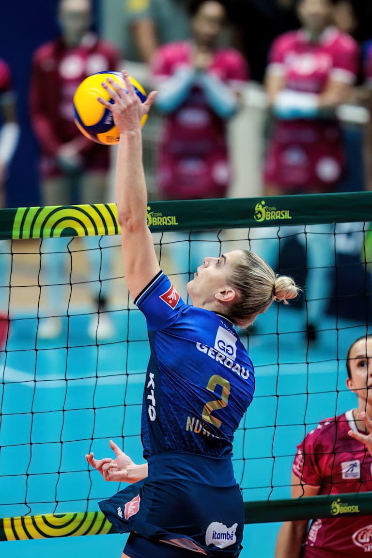 Minas visit Maringá aiming for the top spot in the Superliga standings