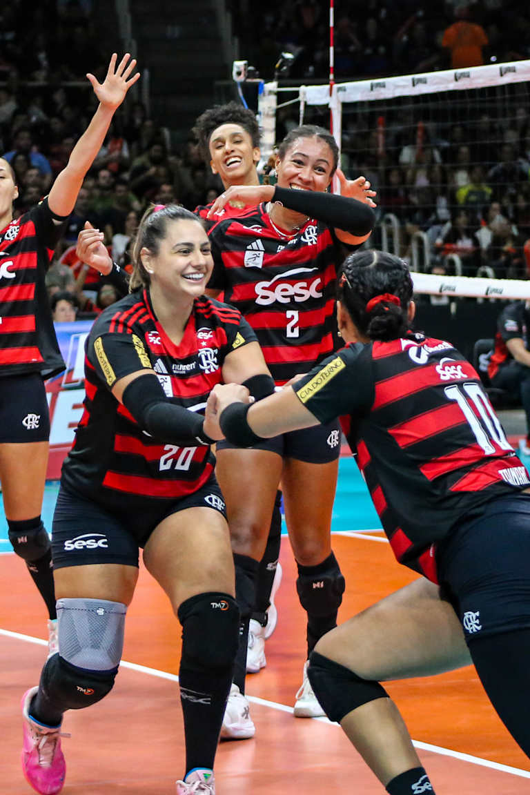 Flamengo end winless streak and reopen race for the top in the Superliga