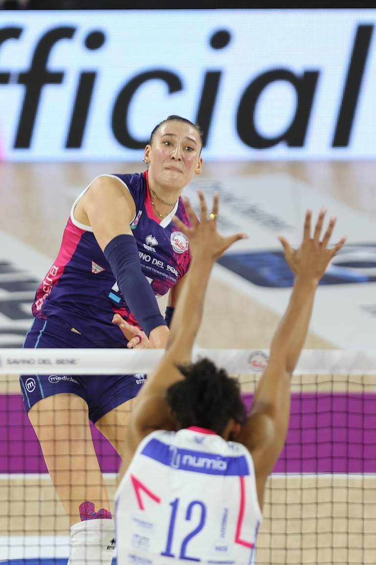 Novara and Scandicci play to stay alive in the Italian League semifinals