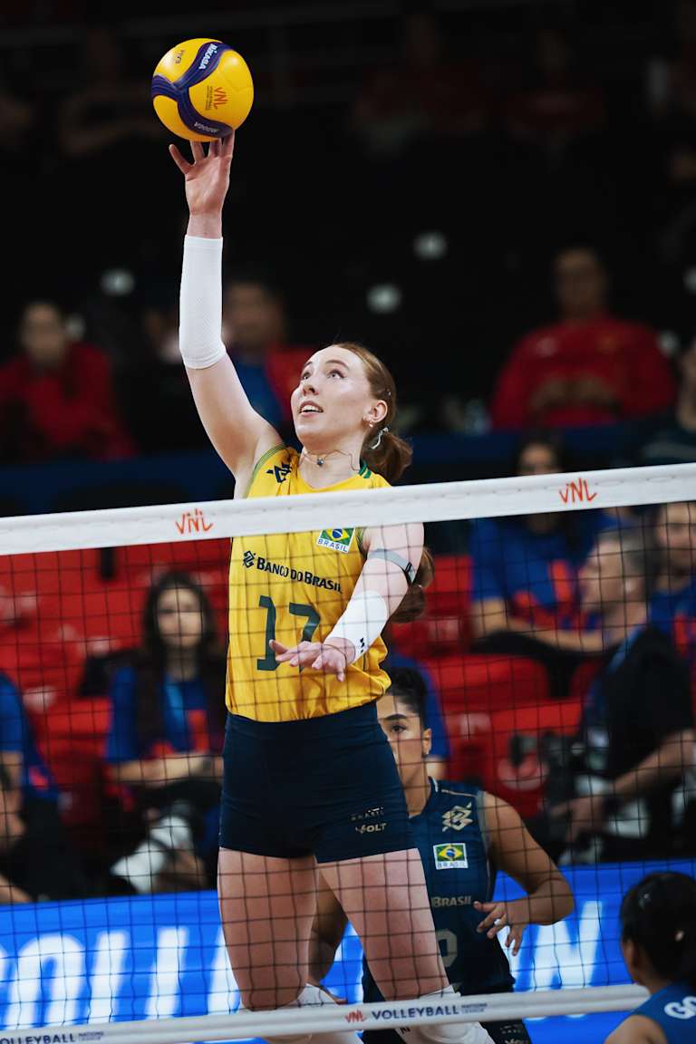 Brasil derrota a jovem China e abre vantagem na VNL
