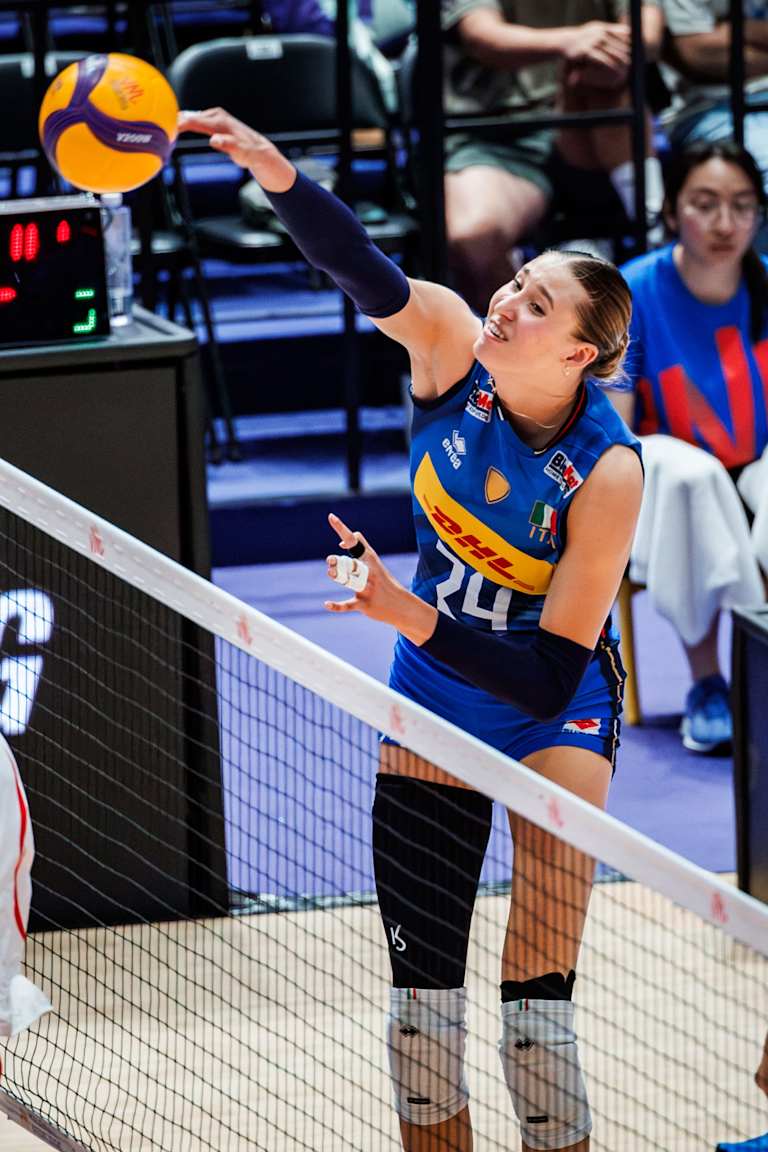 Italy outlast China to end the Preliminary Phase on a high