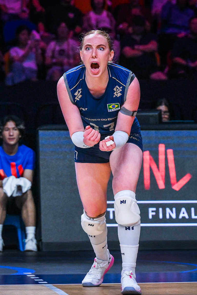 Brasil derruba a Itália e volta à decisão da VNL