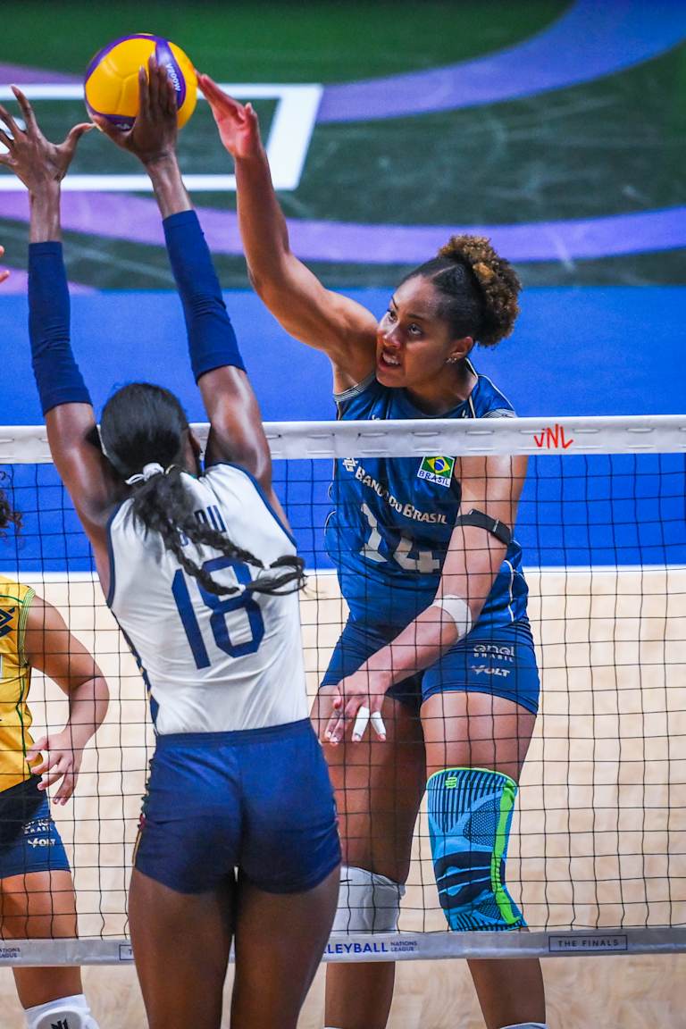 Brasil duela com a Turquia pelo título inédito da VNL