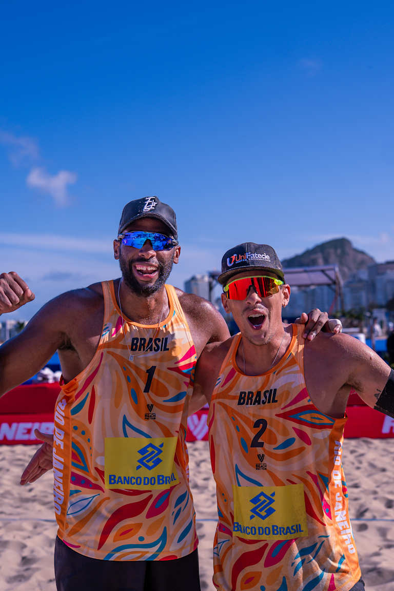 Evandro e Arthur Lanci chegam ao segundo lugar no Ranking Mundial