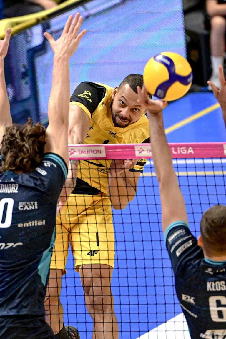 Alan é MVP na rodada da Liga Polonesa