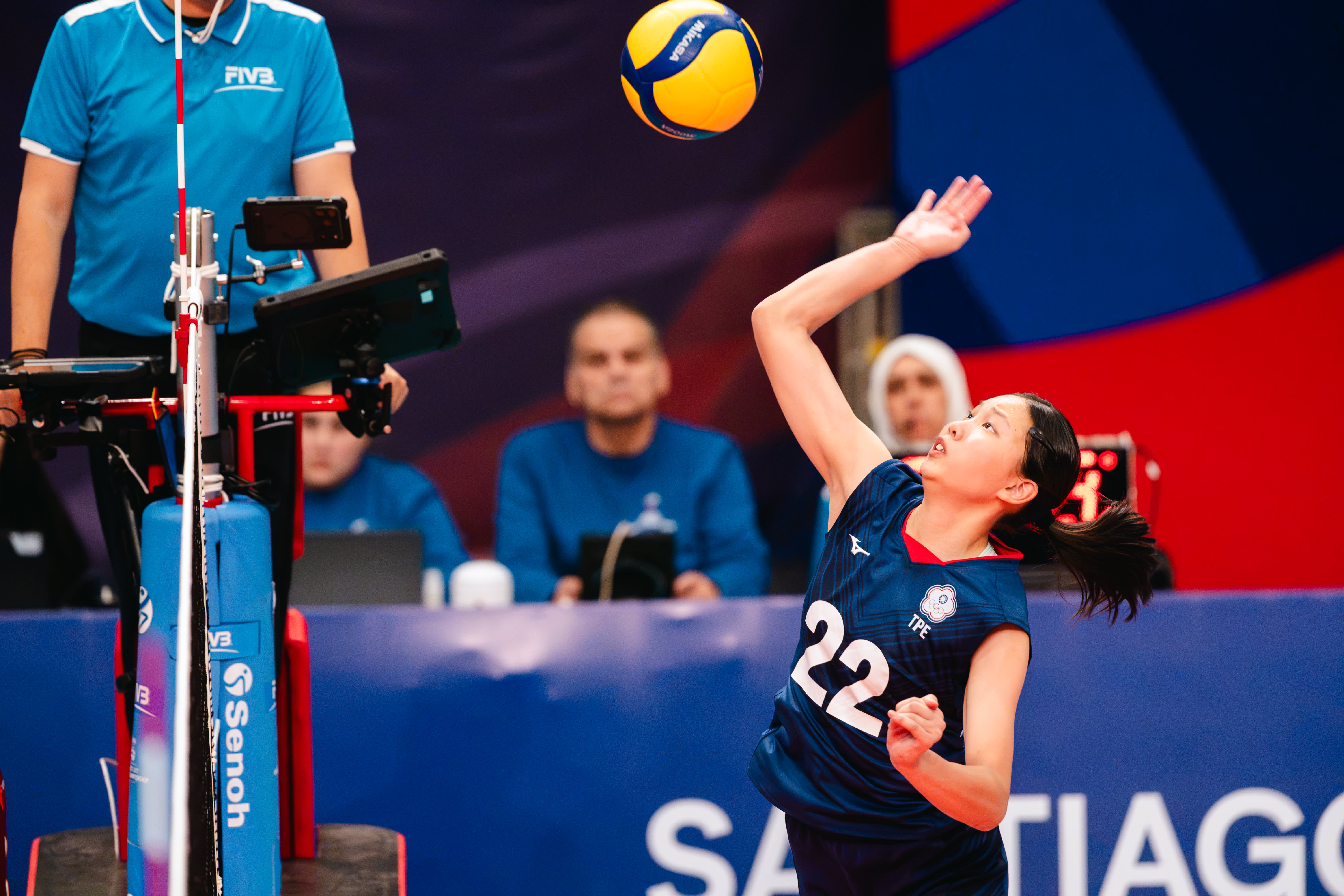 Chinese Taipei and China advance through tiebreakers as the USA and Türkiye secure spots in the Girls’ U17 World Championship semifinals. Chinese Taipei and China advance through tiebreakers as the USA and Türkiye secure spots in the Girls’ U17 World Championship semifinals.