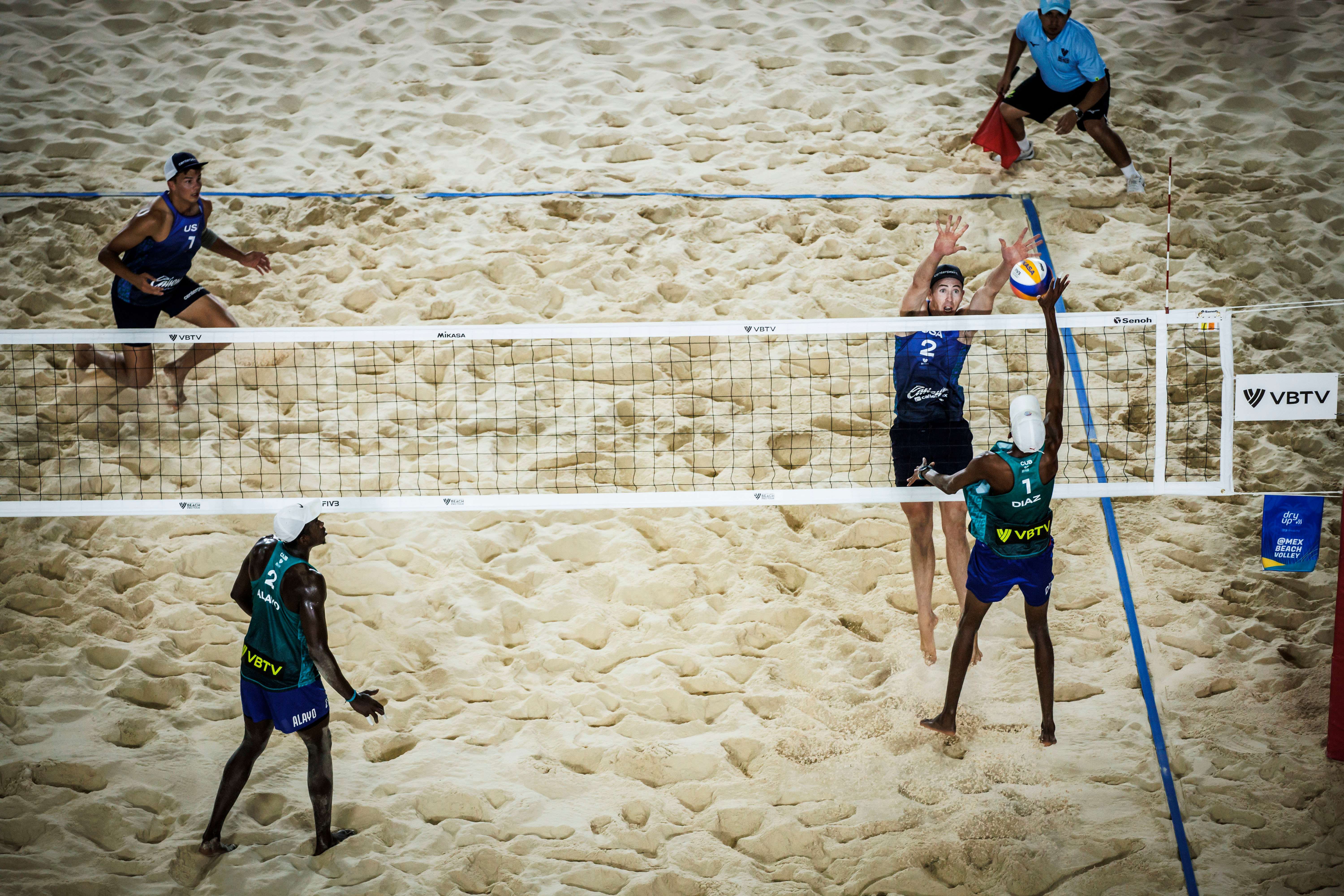 Partain & Benesh v Diaz & Alayo in Paris 2024 opening match