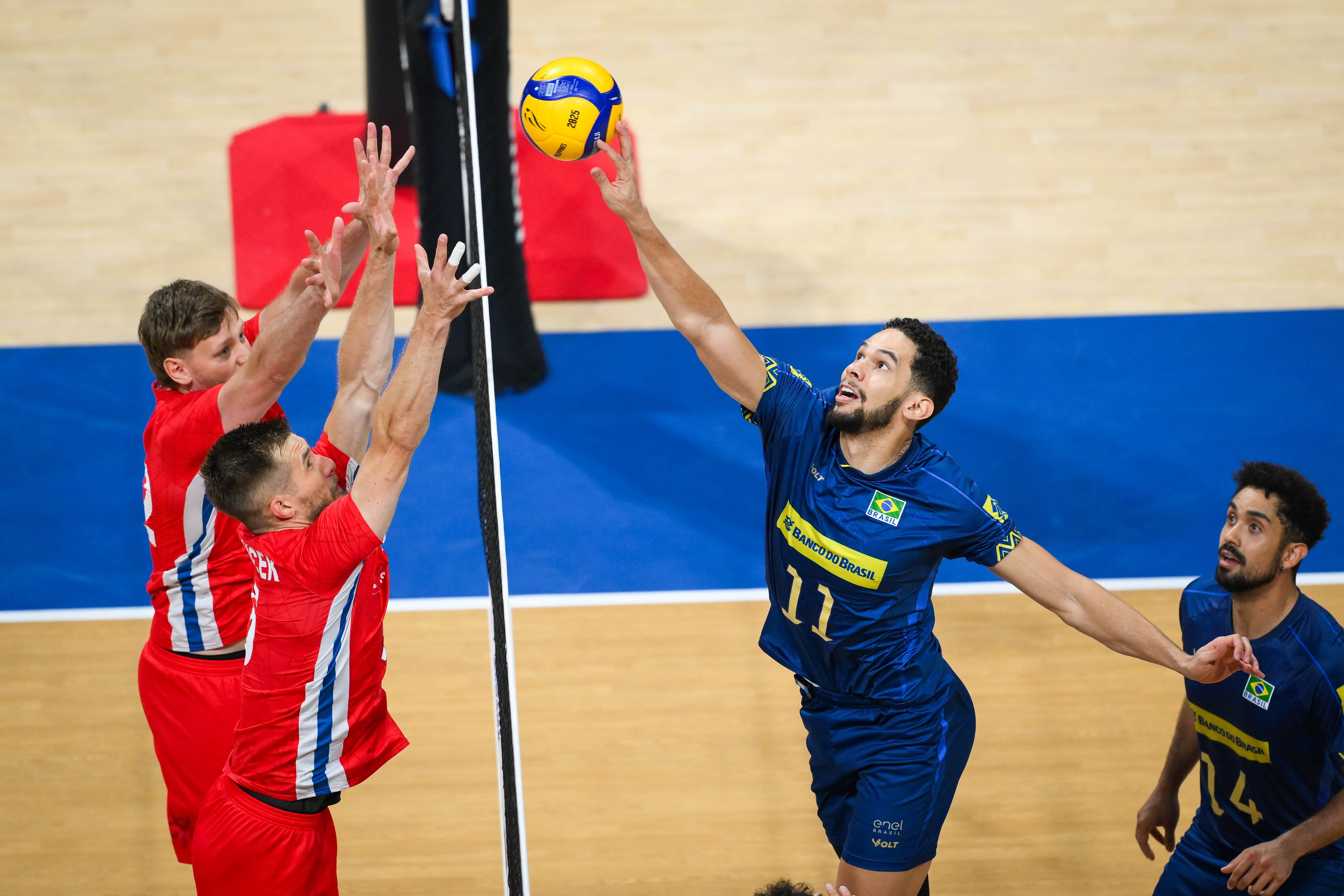 Brazil inch closer to a spot in the Men's Volleyball World Championship ...