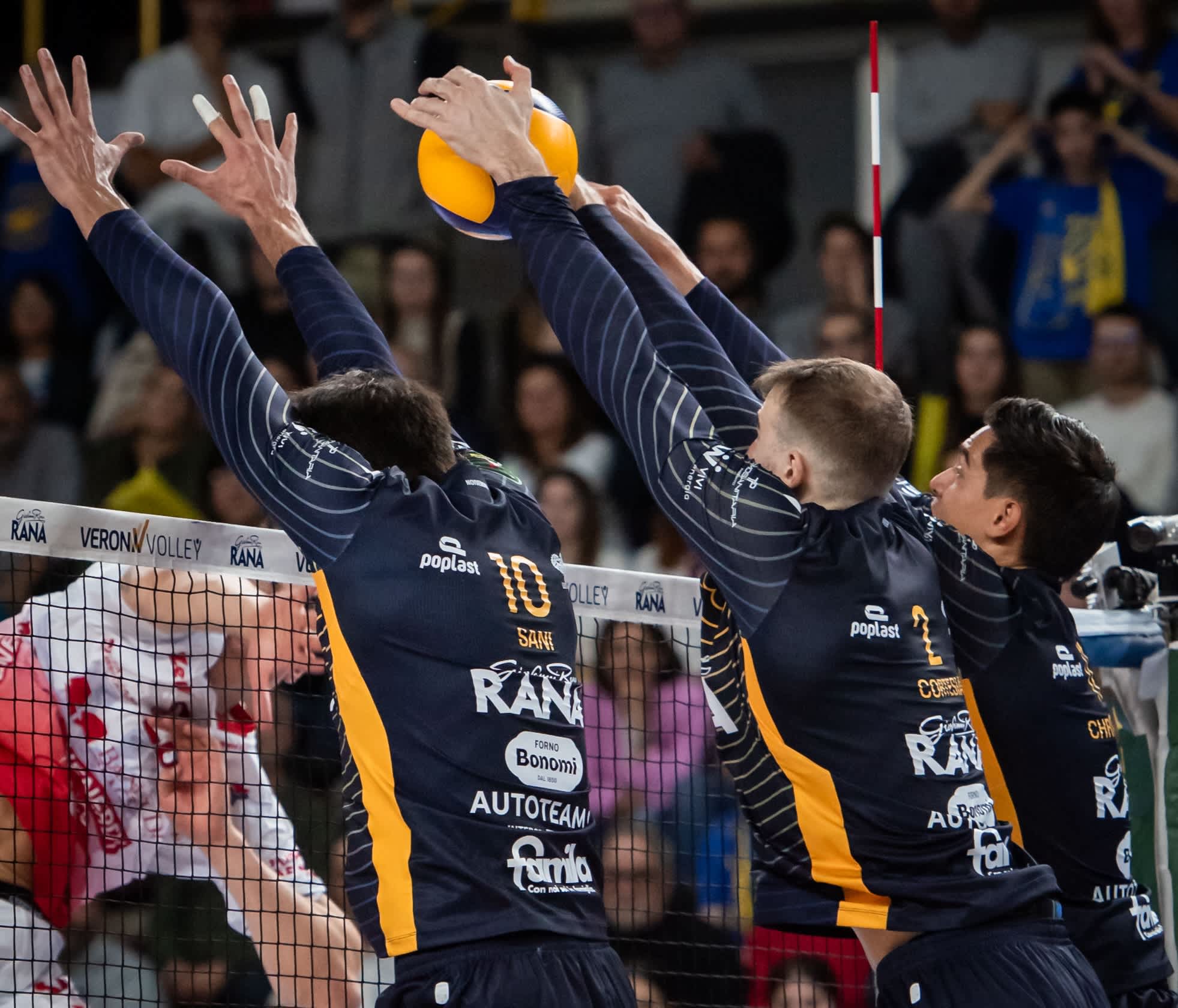 𝗧𝗼𝗿𝗻𝗲𝗼 𝗠𝗲𝗺𝗼𝗿𝗶𝗮𝗹 𝗔𝗻𝗱𝗿𝗲𝗮 𝗣𝗮𝗿𝗲𝗻𝘁𝗶 𝟰-𝟱  𝗼𝘁𝘁𝗼𝗯𝗿𝗲 Sabato 4: ore 17.00 Piacenza-Verona e 20.00 Modena-Cuneo  Domenica 5: 16.30 Finale 3°/4° posto e 19.30 Finale 1°/2° posto Ricordiamo  che gli abbonamenti per la stagione, image size:1963x1680