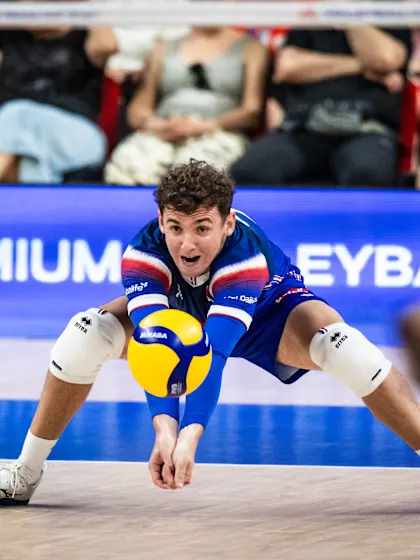 image: New faces lead France to victory over Czechia in Tours