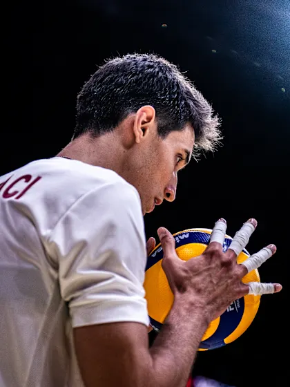 image: Turkiye hammers first win, Poland stays perfect in VNL 2025