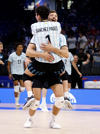 image: Argentina stop Cuba and get into the qualification zone